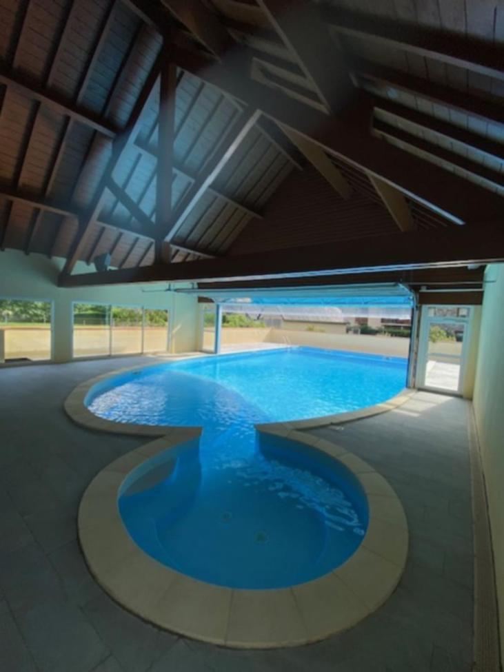 Appartement Tres Agreable Dans Belle Residence, Classe 3 Etoiles Par Le Comite Departementale Du Tourisme En Haute Garonne Bagnères-de-Luchon Esterno foto